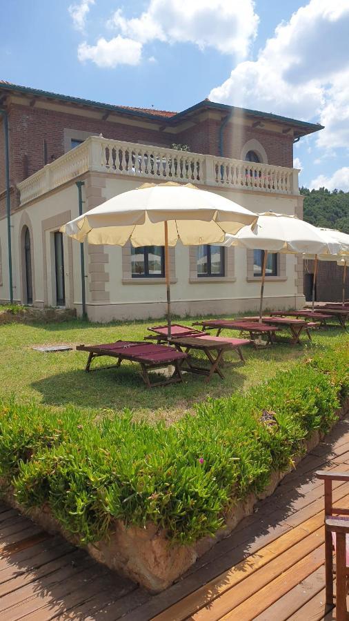Cala Dei Mori Aparthotel Livorno Ngoại thất bức ảnh