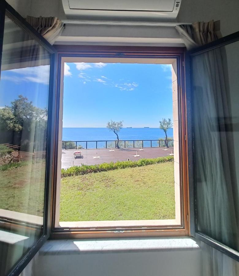 Cala Dei Mori Aparthotel Livorno Ngoại thất bức ảnh