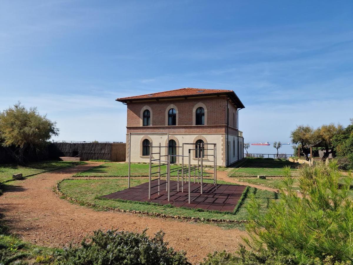 Cala Dei Mori Aparthotel Livorno Ngoại thất bức ảnh
