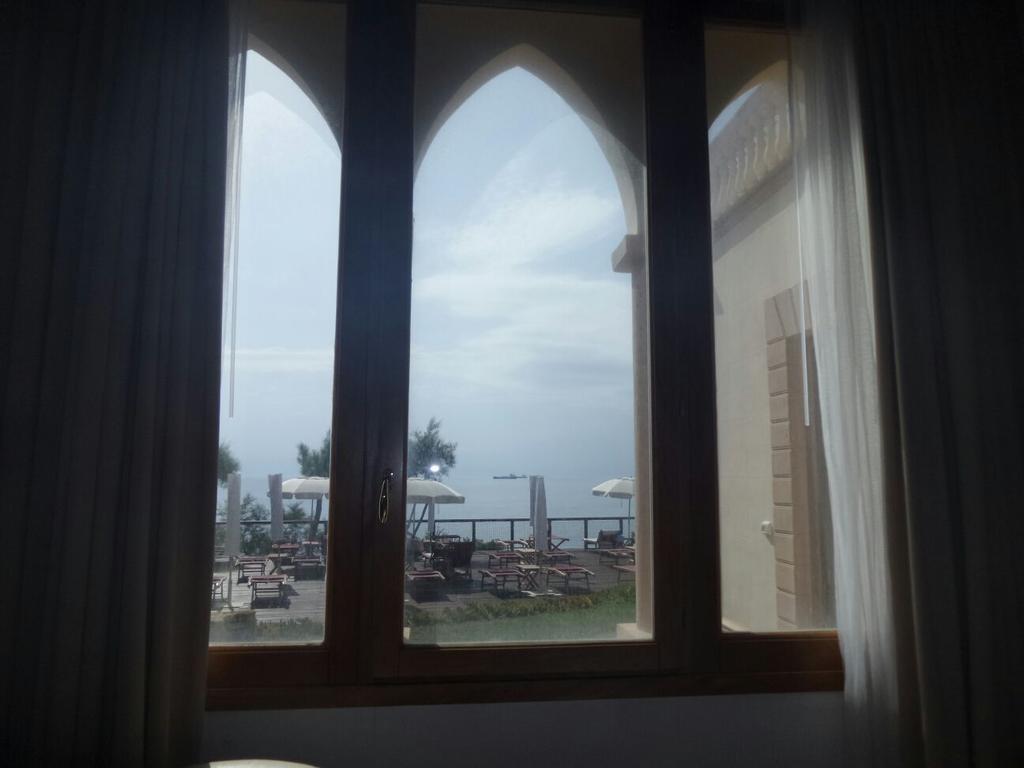 Cala Dei Mori Aparthotel Livorno Ngoại thất bức ảnh